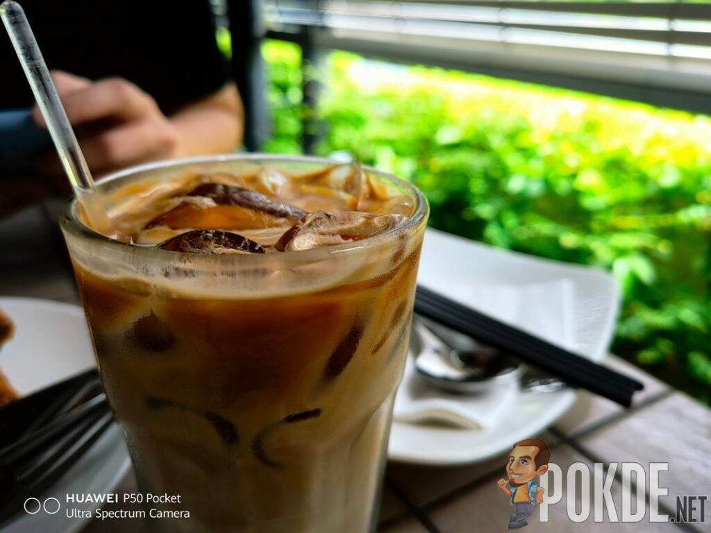 HUAWEI P50 Pocket Review Camera Sample
