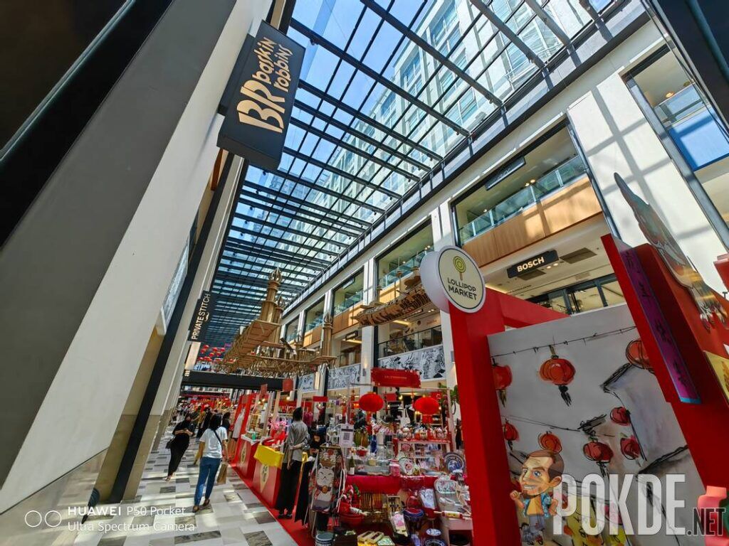 HUAWEI P50 Pocket Review Camera Sample