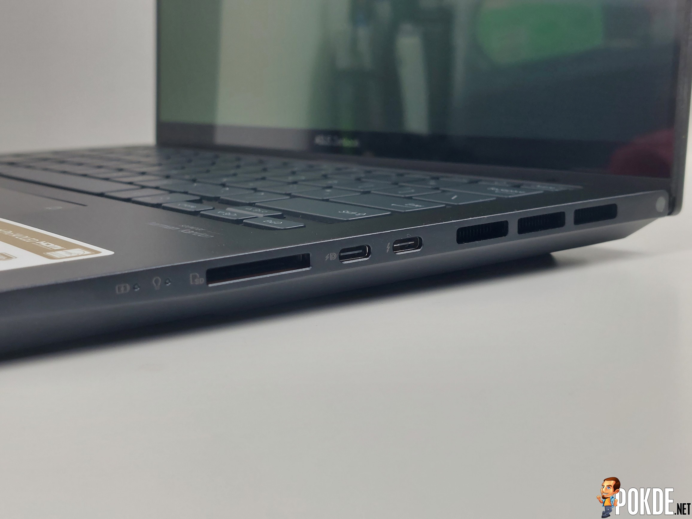 ASUS Zenbook Pro 14 OLED (UX6404) Review - Size-Defying Performance - 38 ASUS Zenbook Pro 14 OLED (UX6404) Review - Size-Defying Performance - 37