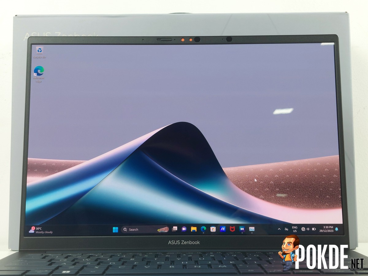ASUS Zenbook 14 OLED (UX3405) Review - The Complete Package - 24 ASUS Zenbook 14 OLED (UX3405) Review - The Complete Package - 23