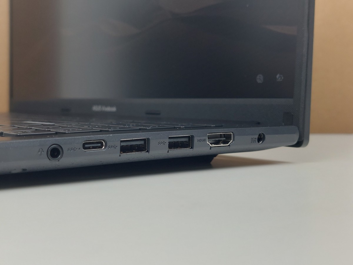 ASUS Vivobook 16 (A1605V) Review - Red Pill Or Blue Pill? - 40 ASUS Vivobook 16 (A1605V) Review - Red Pill Or Blue Pill? - 39